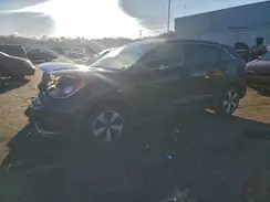 KNDCC3LCXH5047806 2017 KIA NIRO
