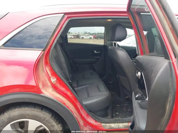 KNDCC3LCXH5053329 2017 KIA NIRO - Image 8