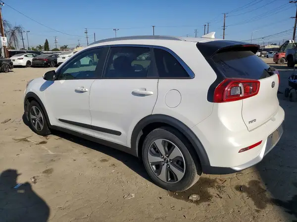 KNDCC3LCXH5055615 2017 KIA NIRO - Image 2
