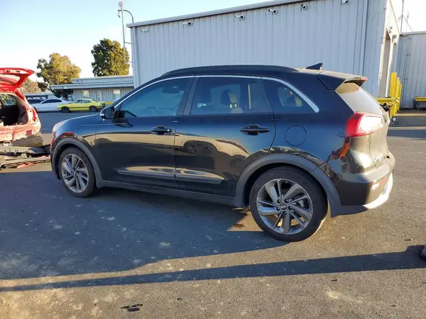 KNDCC3LCXH5056814 2017 KIA NIRO - Image 2