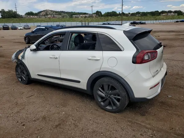 KNDCC3LCXH5063665 2017 KIA NIRO - Image 2