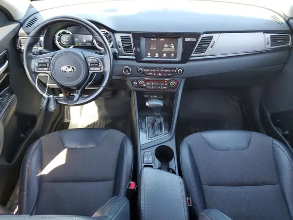 KNDCC3LCXH5067957 2017 KIA NIRO - Image 8