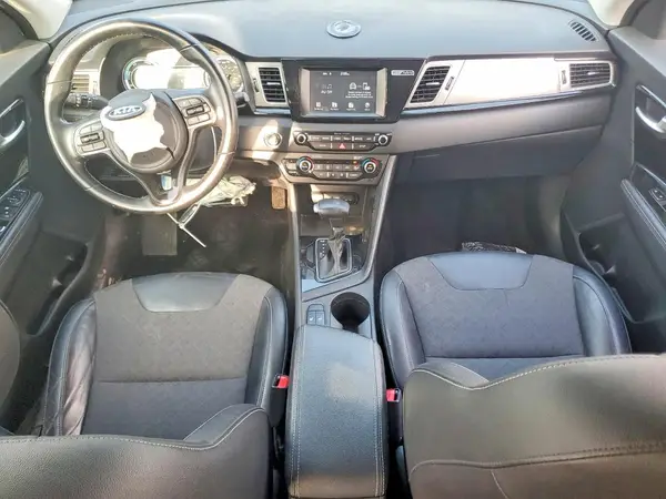 KNDCC3LCXH5074763 2017 KIA NIRO - Image 8
