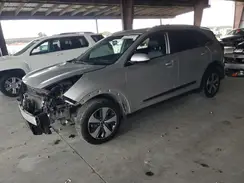 KNDCC3LCXH5079512 2017 KIA NIRO