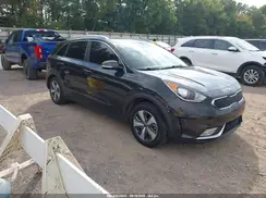 KNDCC3LCXJ5116998 2018 KIA NIRO