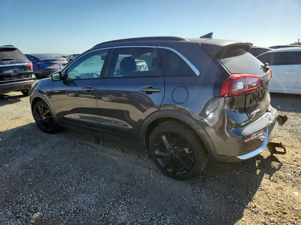 KNDCC3LCXJ5134451 2018 KIA NIRO - Image 2