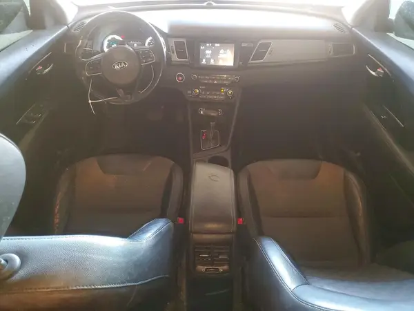 KNDCC3LCXJ5139181 2018 KIA NIRO - Image 8