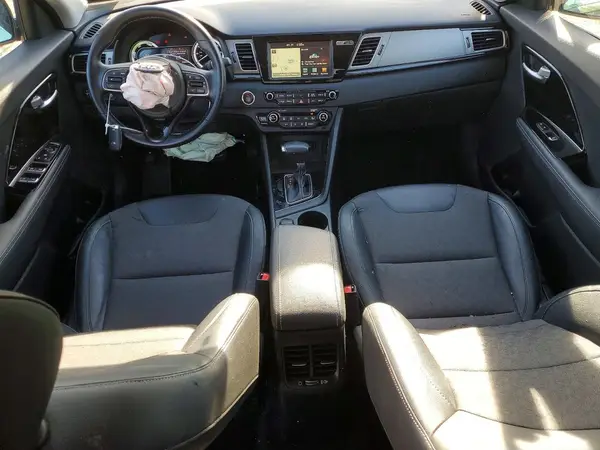 KNDCC3LCXJ5140119 2018 KIA NIRO - Image 8