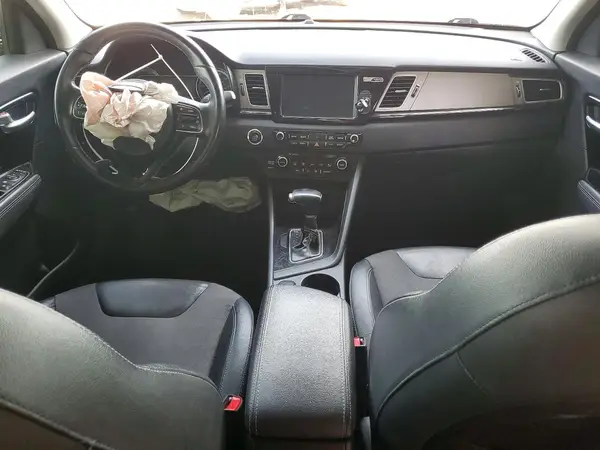 KNDCC3LCXJ5161486 2018 KIA NIRO - Image 8