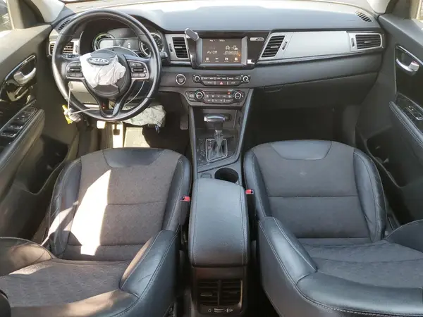 KNDCC3LCXK5224264 2019 KIA NIRO - Image 8