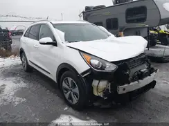 KNDCC3LCXK5286330 2019 KIA NIRO