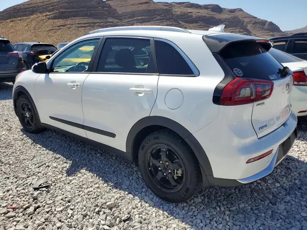 KNDCC3LCXK5298168 2019 KIA NIRO - Image 2