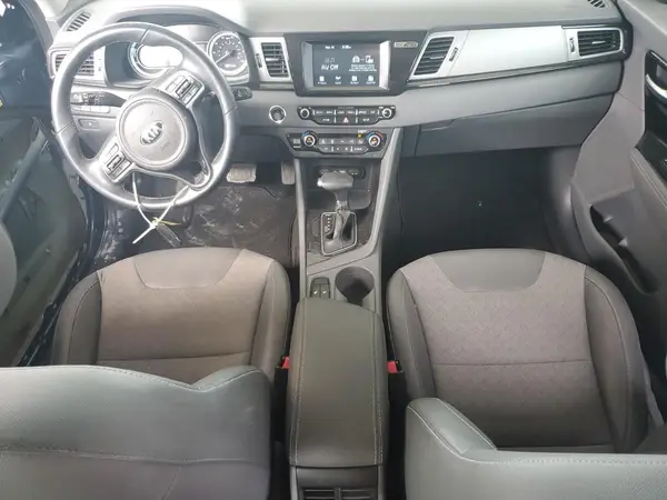 KNDCC3LCXK5353198 2019 KIA NIRO - Image 8