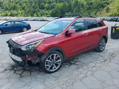 KNDCC3LCXN5532491 2022 KIA NIRO