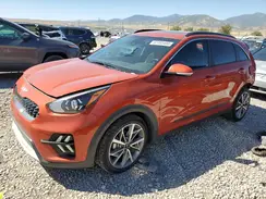 KNDCC3LCXN5532572 2022 KIA NIRO