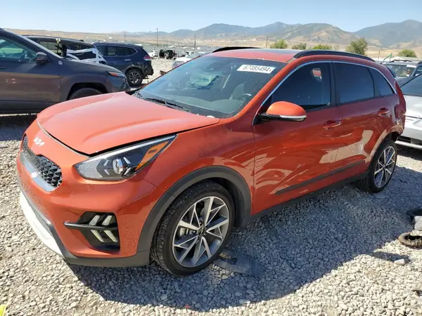 KNDCC3LCXN5532572 2022 KIA NIRO - Image 1