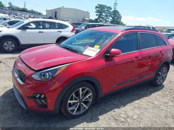 KNDCC3LCXN5535374 2022 KIA NIRO - Image 2