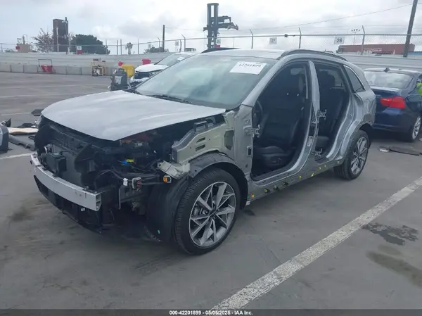 KNDCC3LCXN5537173 2022 KIA NIRO - Image 2