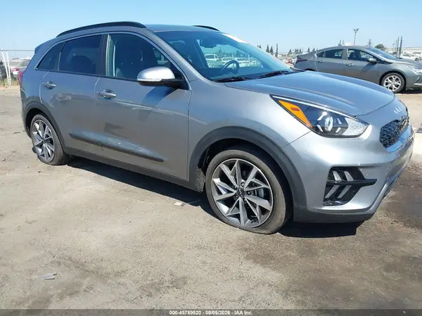 KNDCC3LCXN5546424 2022 KIA NIRO - Image 1