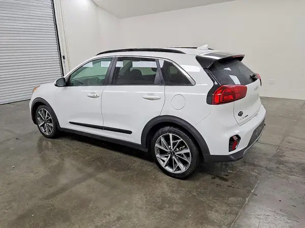 KNDCC3LCXN5547167 2022 KIA NIRO - Image 2