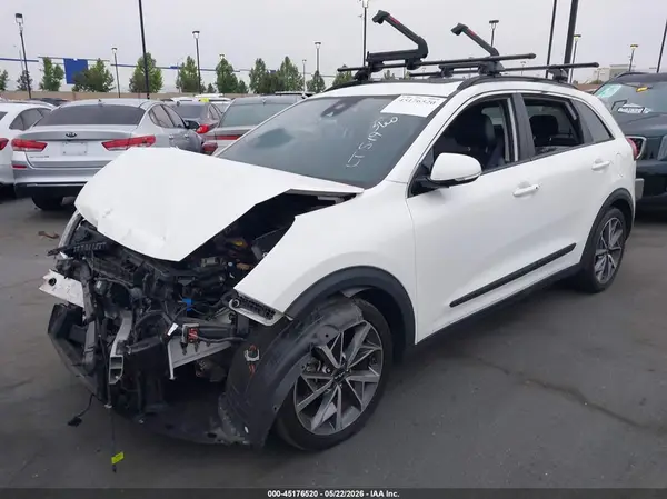 KNDCC3LCXN5547413 2022 KIA NIRO - Image 2