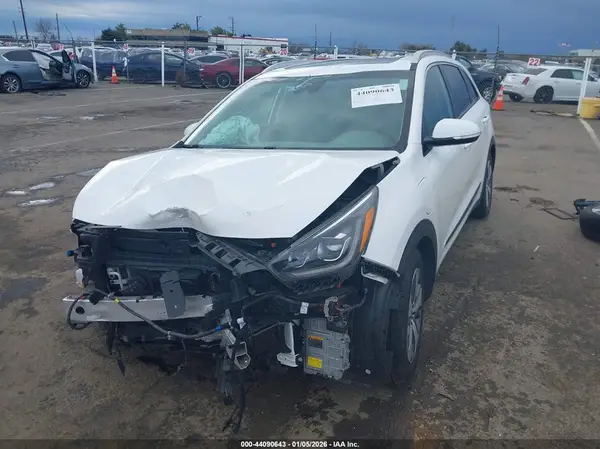 KNDCC3LD0K5327346 2019 KIA NIRO - Image 2