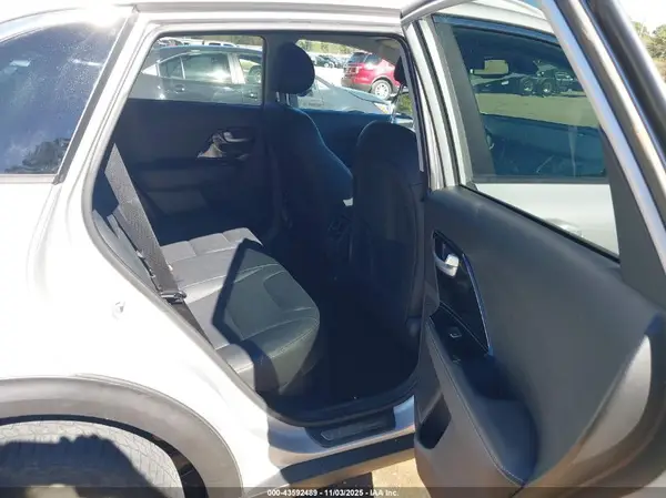 KNDCC3LD2J5203318 2018 KIA NIRO - Image 8