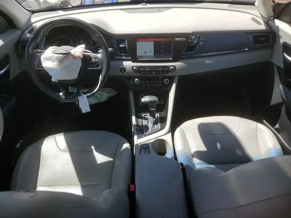KNDCC3LD2K5251659 2019 KIA NIRO - Image 8