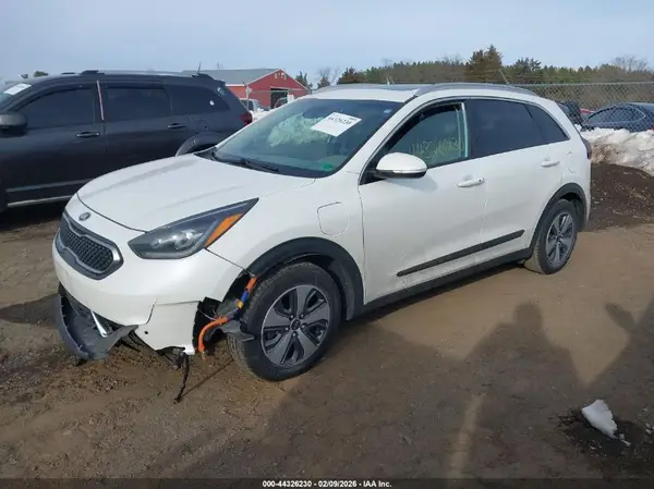 KNDCC3LD2K5289019 2019 KIA NIRO - Image 2
