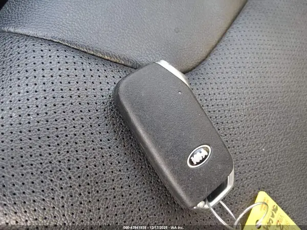 KNDCC3LD2L5386982 2020 KIA NIRO - Image 8