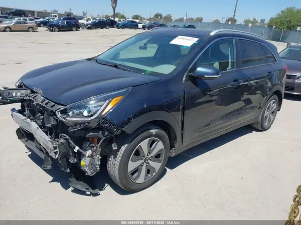 KNDCC3LD3K5346473 2019 KIA NIRO - Image 2
