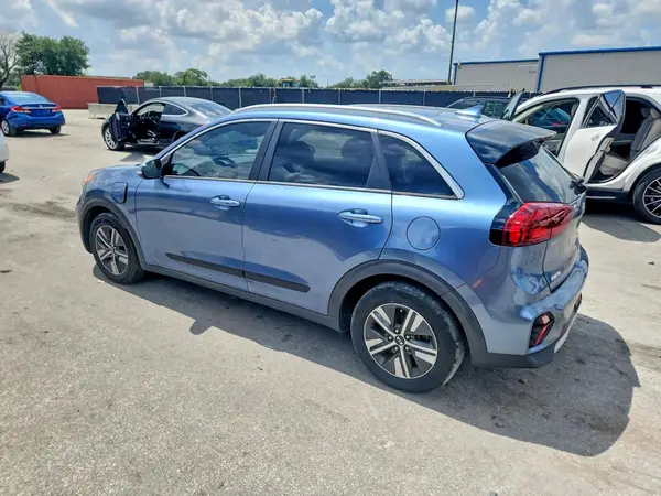 KNDCC3LD3L5387008 2020 KIA NIRO - Image 2