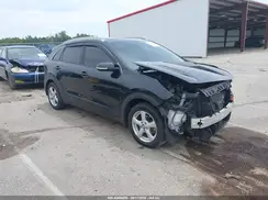 KNDCC3LD4J5138441 2018 KIA NIRO