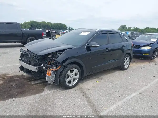 KNDCC3LD4J5138441 2018 KIA NIRO - Image 2