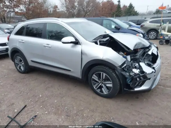 KNDCC3LD4L5418850 2020 KIA NIRO - Image 1