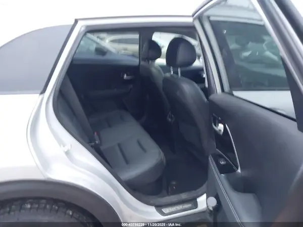 KNDCC3LD4L5418850 2020 KIA NIRO - Image 8