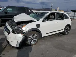 KNDCC3LD6J5187401 2018 KIA NIRO