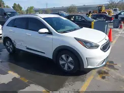 KNDCC3LD6J5211163 2018 KIA NIRO