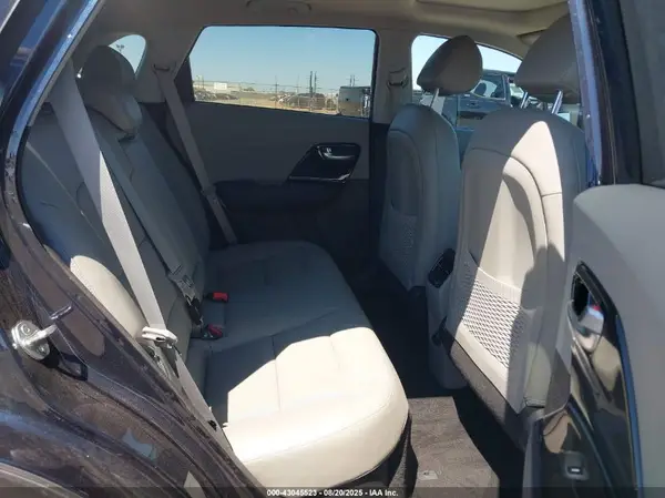 KNDCC3LD6K5351926 2019 KIA NIRO - Image 8