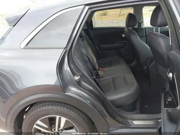 KNDCC3LD6L5428103 2020 KIA NIRO - Image 8