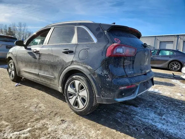 KNDCC3LD7J5158148 2018 KIA NIRO - Image 2