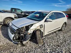 KNDCC3LD8J5191529 2018 KIA NIRO