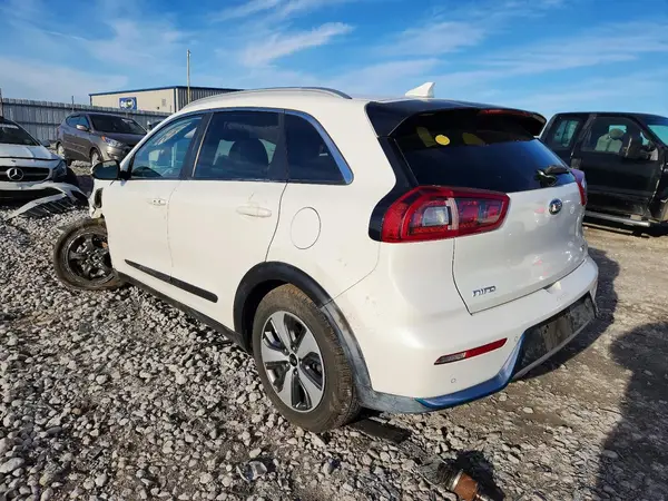 KNDCC3LD8J5191529 2018 KIA NIRO - Image 2