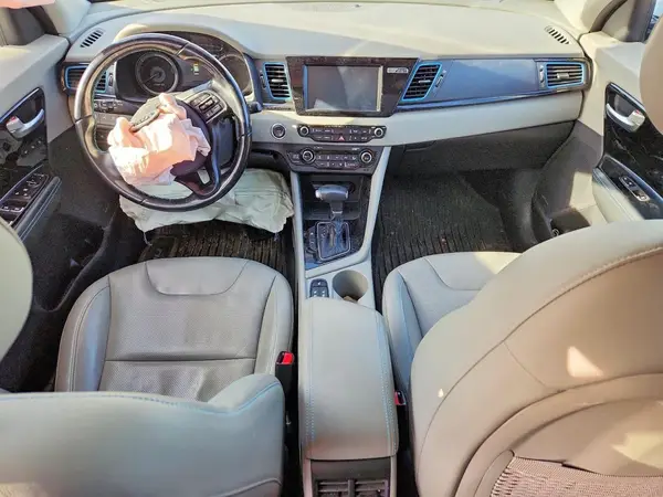 KNDCC3LD8J5191529 2018 KIA NIRO - Image 8