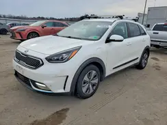 KNDCC3LD8J5206143 2018 KIA NIRO