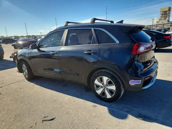 KNDCC3LD8J5210127 2018 KIA NIRO - Image 2