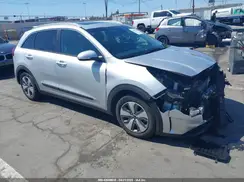 KNDCC3LD8K5315199 2019 KIA NIRO