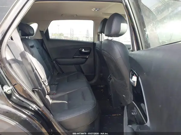 KNDCC3LD8K5331869 2019 KIA NIRO - Image 8