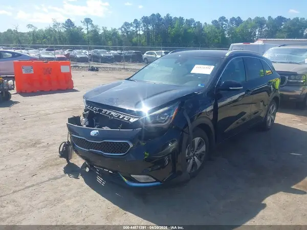KNDCC3LD9J5206037 2018 KIA NIRO - Image 2
