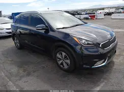 KNDCC3LD9K5330973 2019 KIA NIRO